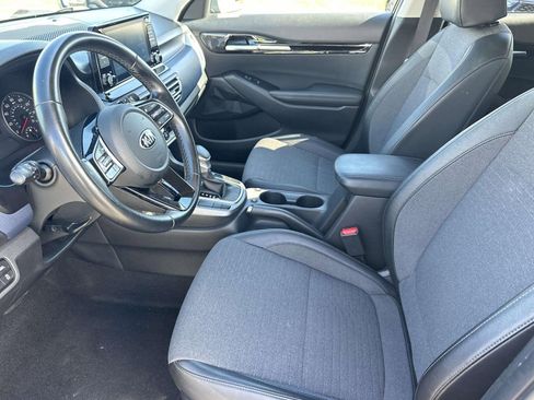 Used 2021 Kia Seltos S image 6