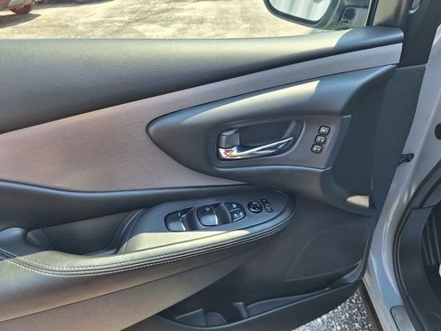 Used 2024 Nissan Murano SL AWD/4WD image 17