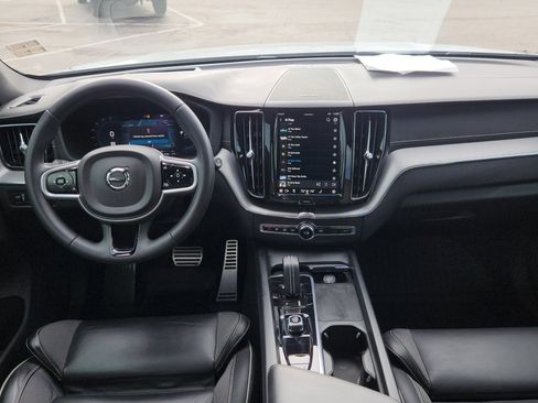 Used 2022 Volvo XC60 T8 R-Design w/ Advanced Package image 26