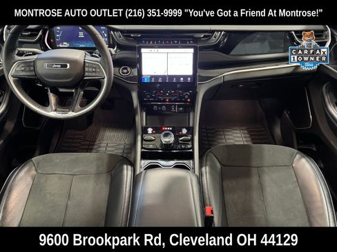 Used 2022 Jeep Grand Cherokee Trailhawk w/ Luxury Tech Group III AWD/4WD image 2