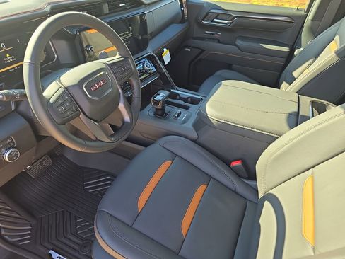 New 2026 GMC Sierra 1500 AT4 w/ AT4 Premium Package AWD/4WD image 17