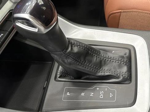 Used 2022 Audi Q3 2.0T Premium w/ Convenience Package image 24