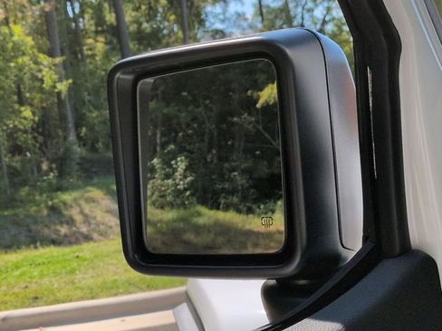 New 2025 Jeep Wrangler Unlimited Rubicon 392 image 18