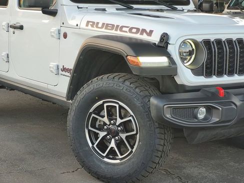 Certified 2024 Jeep Wrangler Unlimited Rubicon image 3