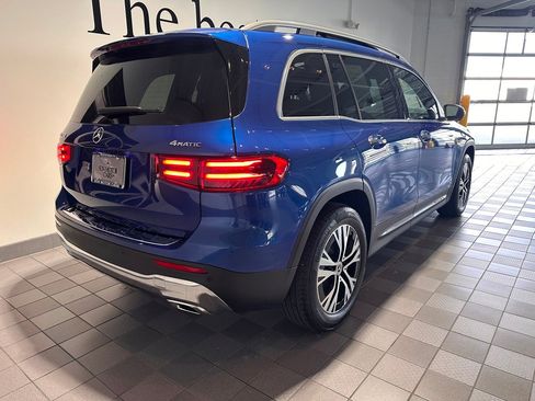 Used 2024 Mercedes-Benz GLB 250 4MATIC image 4