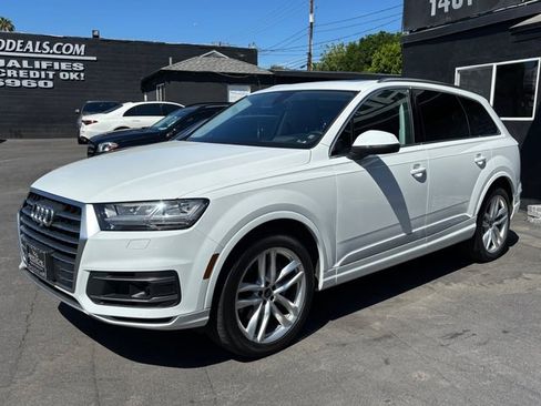 Used 2018 Audi Q7 3.0T Prestige w/ Prestige Package AWD/4WD image 14