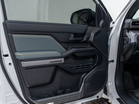 Used 2025 Toyota 4Runner Trailhunter image 72