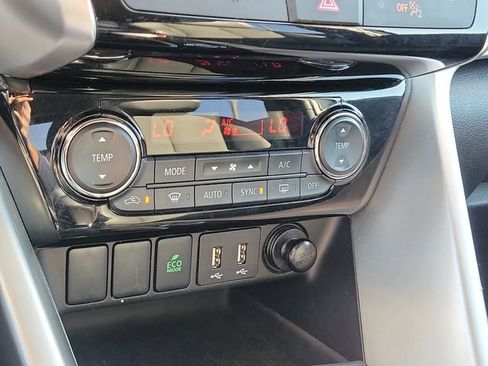 Used 2024 Mitsubishi Eclipse Cross SE image 31