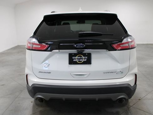 Used 2020 Ford Edge Titanium image 8