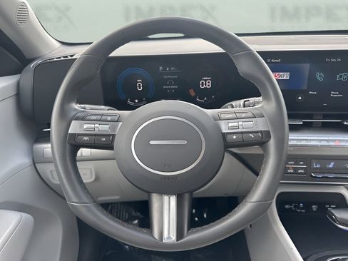 Used 2025 Hyundai Kona SEL image 13