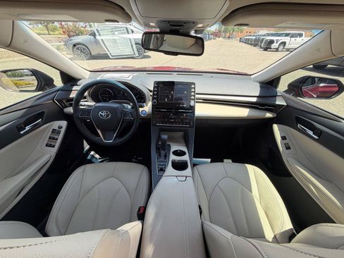 Used 2019 Toyota Avalon XLE w/ Carpet Mat Package FWD image 22