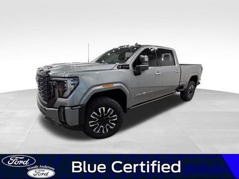 Used 2024 GMC Sierra 3500 Denali Ultimate AWD/4WD image 1