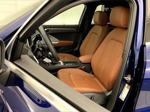 Certified 2025 Audi Q3 2.0T Premium Plus image 25