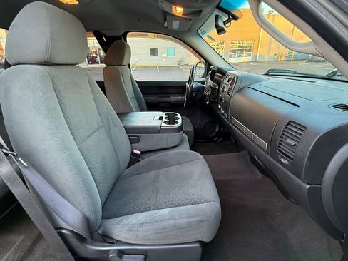 Used 2008 GMC Sierra 1500 SLE w/ Pro Grade Edition image 18