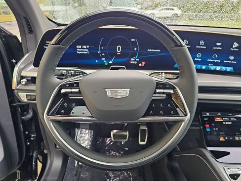 New 2027 Cadillac Vistiq Luxury AWD/4WD image 27