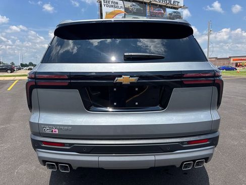 New 2026 Chevrolet Traverse LT FWD image 5