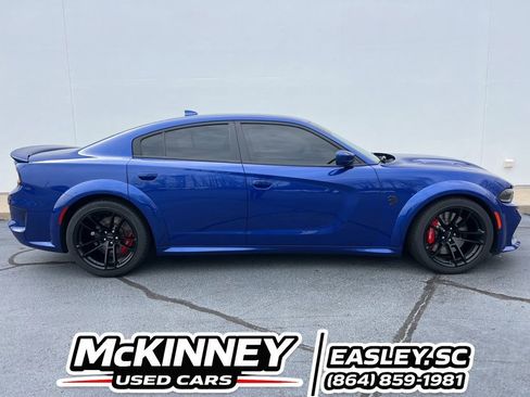 Used 2022 Dodge Charger SRT Hellcat w/ Harman/Kardon Audio Group RWD image 7
