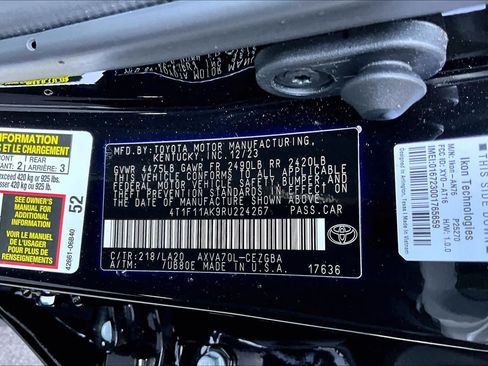 Certified 2024 Toyota Camry XLE FWD image 34