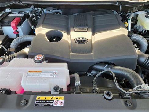 New 2026 Toyota Tundra SR5 image 20