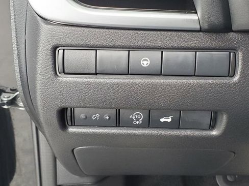 Certified 2024 Nissan Rogue SL w/ SL Premium Package image 21