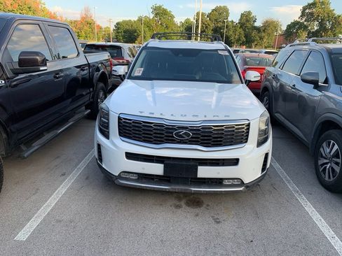 Used 2020 Kia Telluride SX w/ Towing Package AWD/4WD image 3