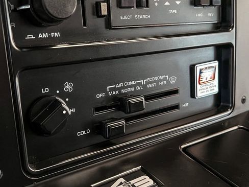 Used 1986 Chevrolet Corvette Convertible image 50