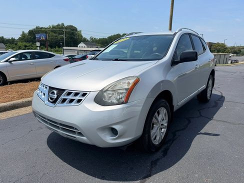 Used 2015 Nissan Rogue S w/ Convenience Package FWD image 3