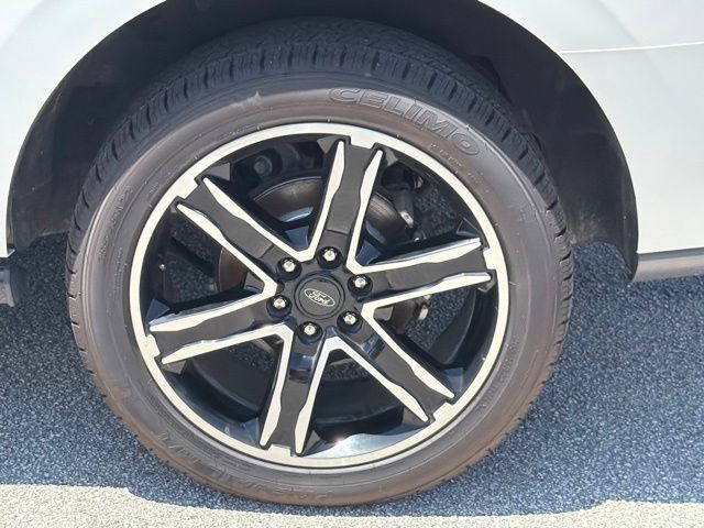 Used 2021 Ford Expedition Limited RWD image 17