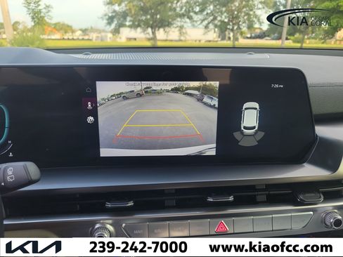 Certified 2025 Kia Telluride S FWD image 32