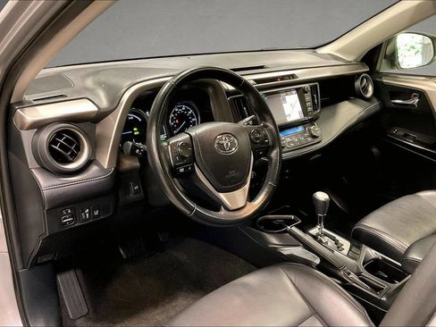Used 2018 Toyota RAV4 Limited AWD/4WD image 16