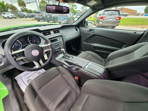 Used 2014 Ford Mustang Coupe w/ Equipment Group 102A RWD image 13