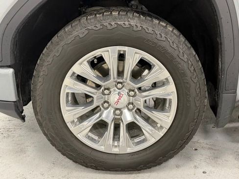 Used 2024 GMC Sierra 1500 Denali image 8