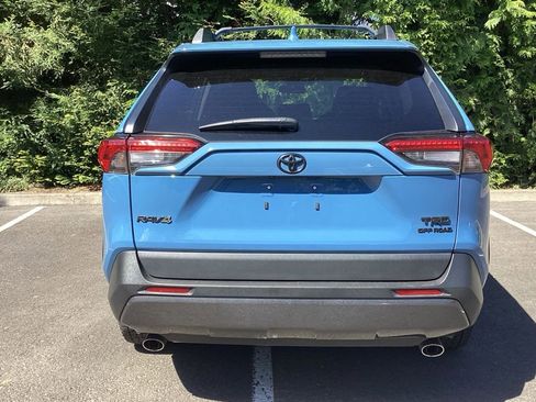Used 2022 Toyota RAV4 TRD Off-Road w/ TRD Off-Road Weather Package AWD/4WD image 19