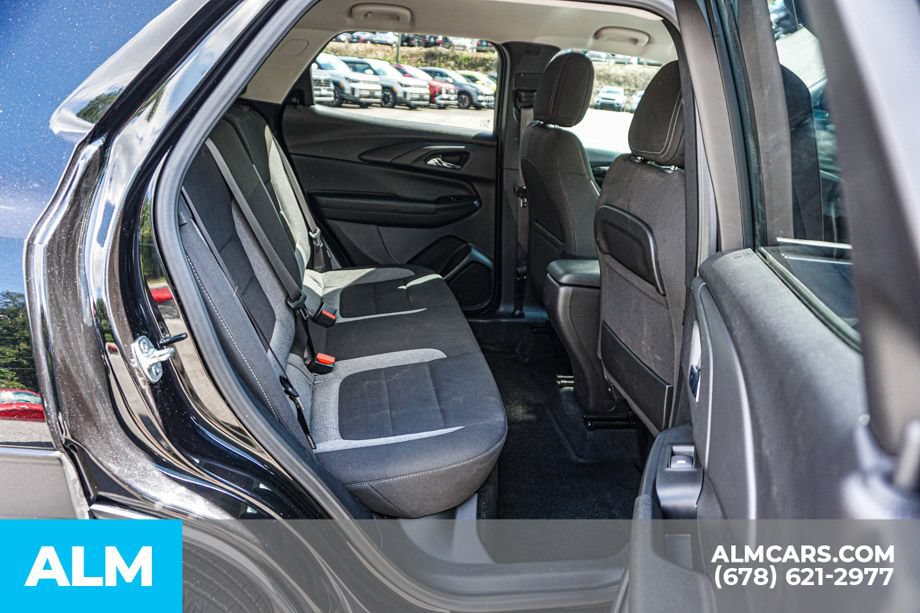 Used 2025 Chevrolet TrailBlazer LT FWD image 21