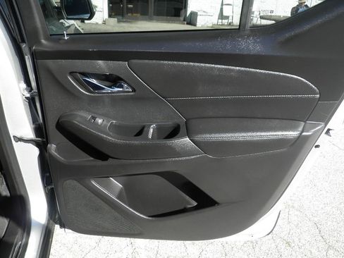 Used 2022 Chevrolet Traverse LT w/ LPO, Cargo Package image 30