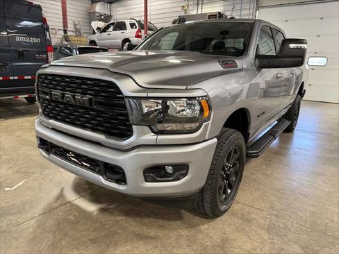 Certified 2024 RAM 2500 Big Horn w/ Night Edition AWD/4WD image 39