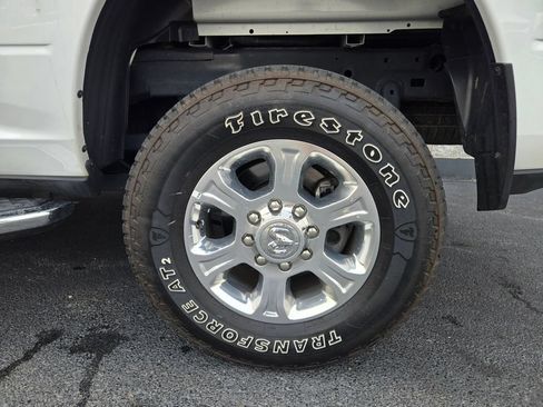 Used 2025 RAM 2500 Big Horn AWD/4WD image 9