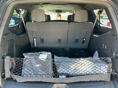 New 2026 Chevrolet Suburban LS w/ Max Trailering Package image 9