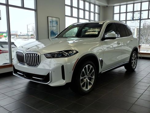 New 2026 BMW X5 xDrive40i image 3