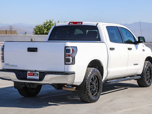 Used 2013 Toyota Tundra 2WD CrewMax w/ Tow Pkg image 5