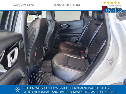 Used 2023 Jeep Compass Trailhawk w/ Sun and Sound Group image 9