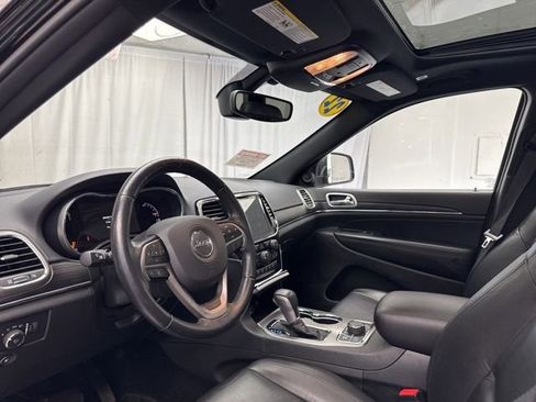 Used 2022 Jeep Grand Cherokee Limited image 10