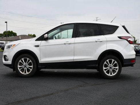 Used 2017 Ford Escape SE AWD/4WD image 4