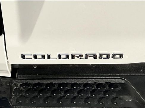 Used 2024 Chevrolet Colorado Trail Boss w/ Safety Package image 23