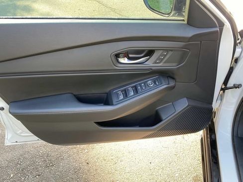 Used 2024 Honda Accord Sport image 12
