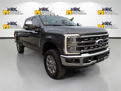 Used 2024 Ford F250 Lariat w/ Lariat Ultimate Package image 3