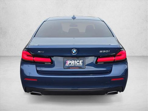 Used 2022 BMW 530i xDrive w/ Convenience Package image 6