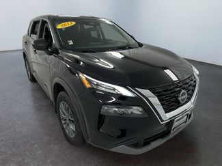 Used 2023 Nissan Rogue S video 1