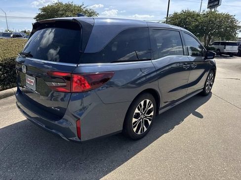 Used 2026 Honda Odyssey Elite image 5