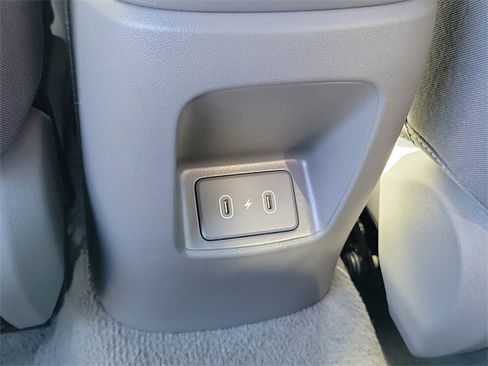 Used 2024 Hyundai Elantra SEL w/ Convenience Package image 19